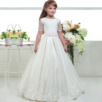 פרח ילדה שמלות סאטן לבן בשכבות אפליקציות עם קשת חגורת חצי שרוולים עבור חתונה, מסיבת יום הולדת היופי, נסיכת שמלות