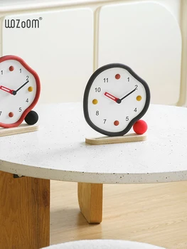בית מתוק ונעים, חדר צורה לא סדירה השעון הביתה דקורטיביים שולחן שעונים עבור חדרי שינה שולחן שעונים על חיים עיצוב חדר