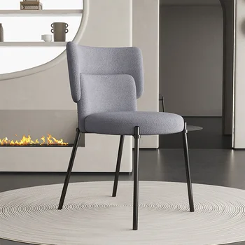 אור יוקרה האוכל הכיסא שמנת בסגנון מודרני מינימליסטי איפור כיסא קטן בדירה קפה יוקרתי רך תיק גב הכיסא.