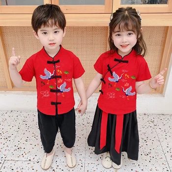2Pcs סינית מסורתית שנה חדשה תחפושות בגדים לילדים בפסטיבל האביב טאנג חליפת ילדה ילד סטים שרוול קצר למעלה+מכנסיים+חצאית